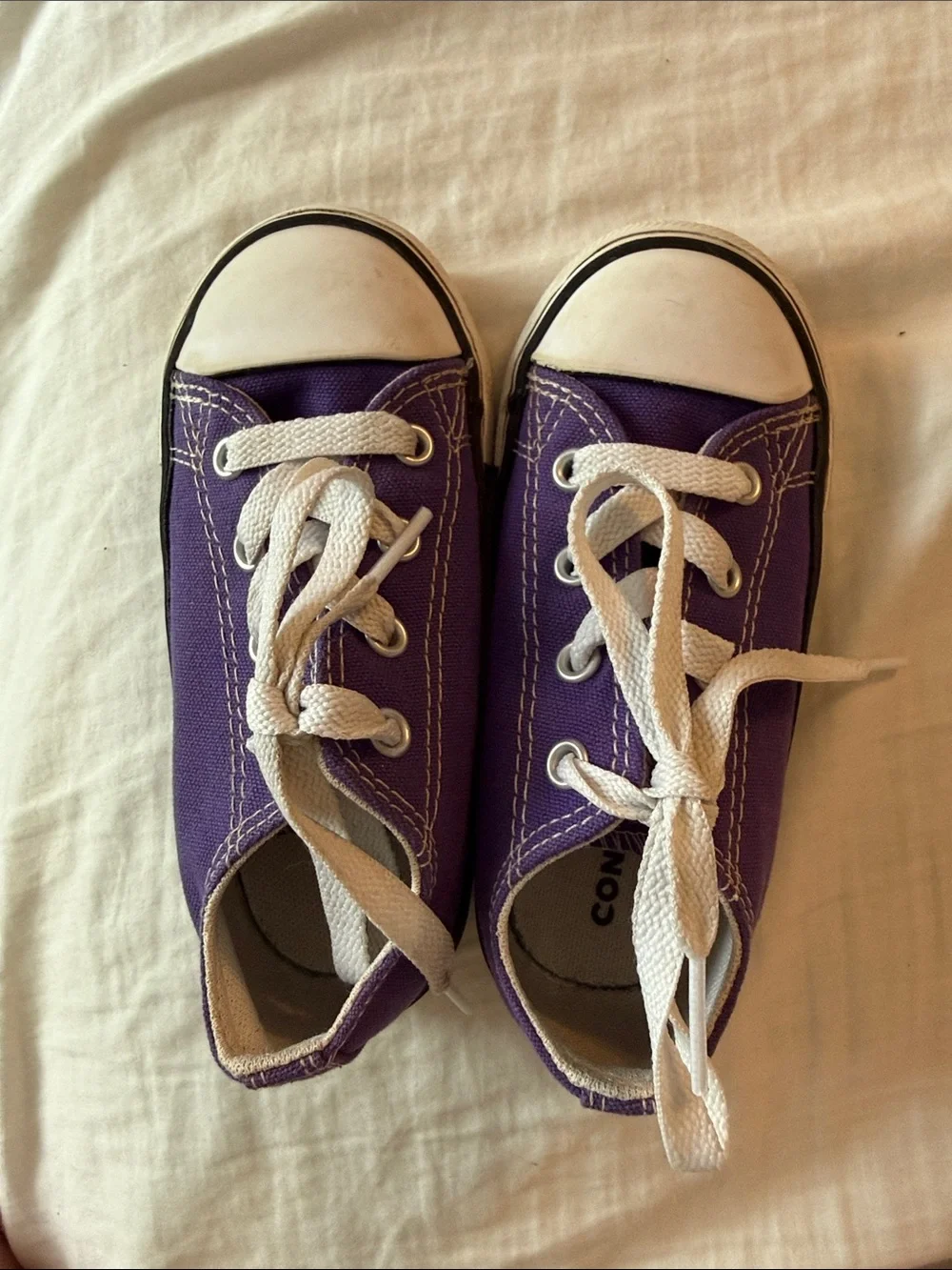 Converse classic low